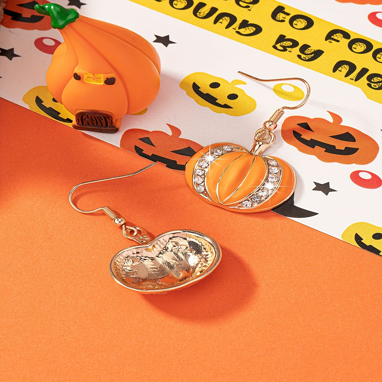 Enamel Pumpkin Dangle Earrings - Shiny Rhinestone Inlaid Retro Bohemian Style, 14K Plated Jewelry, Perfect Halloween Gift