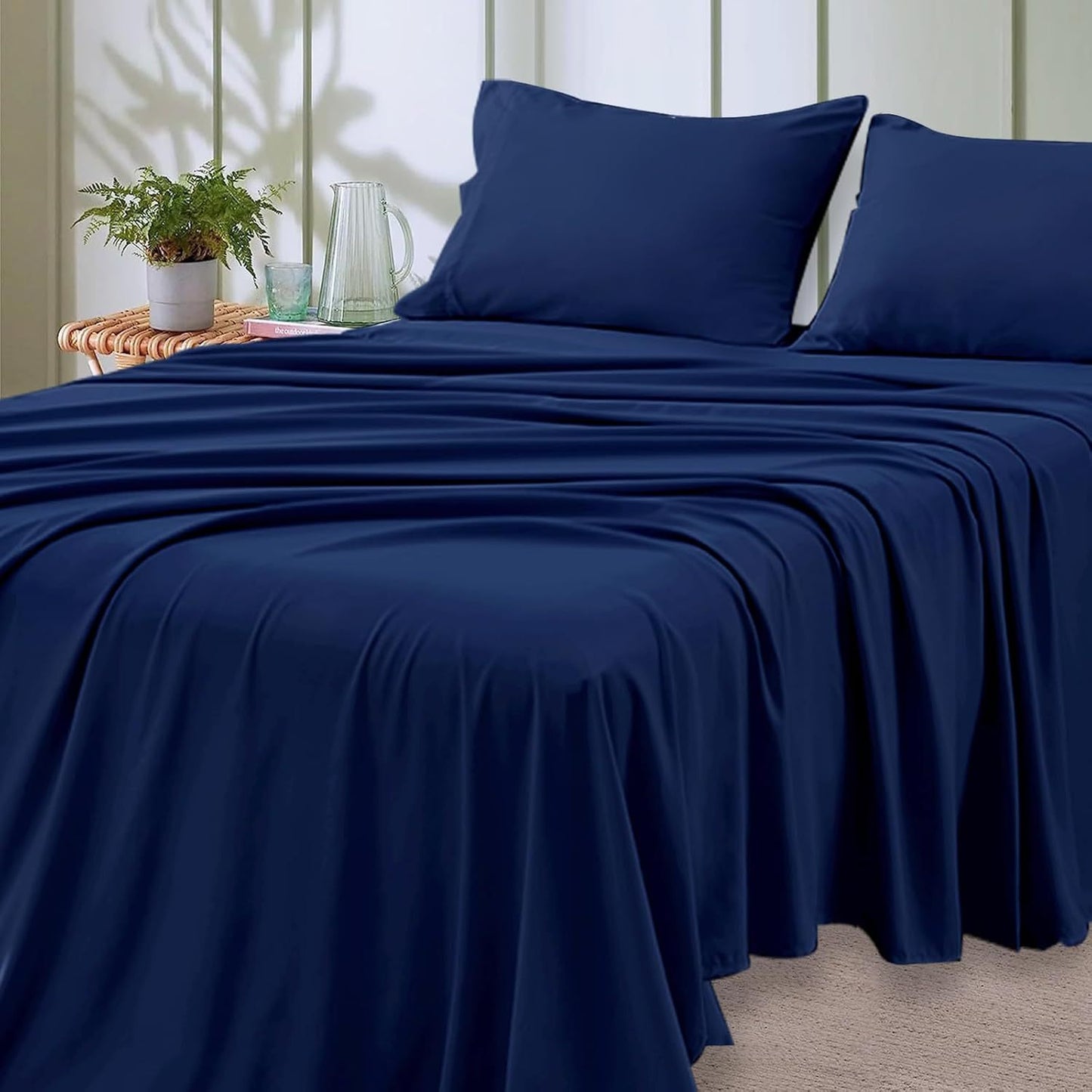 4-Piece Soft Cooling Queen Size Sheets: 14" Deep Pocket, Luxury Hotel-Grade, Shrinkage and Fade Resistant, Easy Care Bed Sheet Set