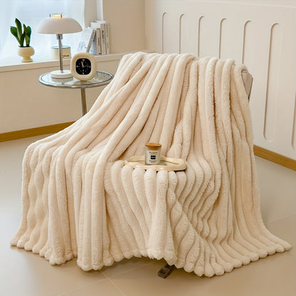 Luxurious Faux Rabbit Fur Throw Blanket - Soft and Warm for Couch, Bed, Office, and Travel, All-Season Cozy Gift, Perfect for Christmas