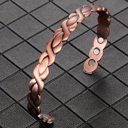 Women's Copper Magnetic Bracelet with Ultra-Strong 3500 Gauss Magnets - Adjustable Size for Comfort