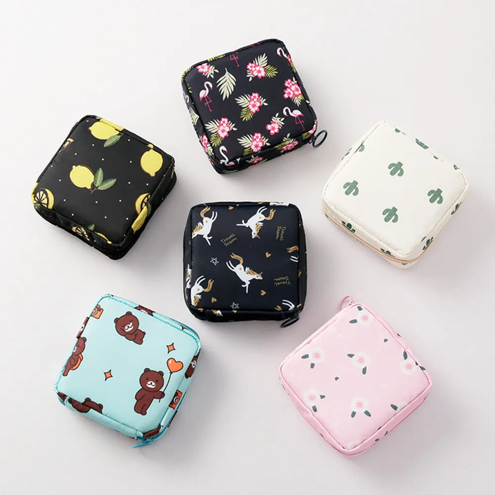 Korean Cute Bear Sanitary Napkin Storage Bag - Large Capacity Cartoon Period Tampon Organizer for Girls - Mini Physiological Bag