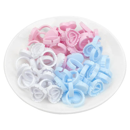 100 PCS Disposable Heart-Shaped Glue Ring Cups - Plastic Eyelash Extension Tattoo Pigment Holder Pallet, Lash Makeup Tools