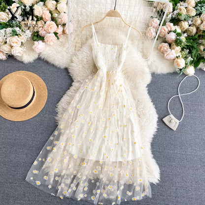 Korean Chic: YuooMuoo Daisy Flower Print Mesh Party Dress - Summer Spaghetti Strap Midi Dress, Two Layers, Beach Vacation Vestidos