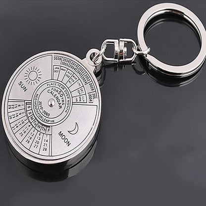 50-Year Perpetual Calendar Keychain - Silver Alloy Key Ring with Keyfob Decoration 8OU9