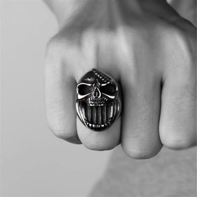 Portable Mini Ring Beer Bottle Opener: Stainless Steel Finger Ring Cap Remover - Skull Punk Design for Kitchen and Bar