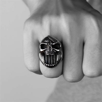 Portable Mini Ring Beer Bottle Opener: Stainless Steel Finger Ring Cap Remover - Skull Punk Design for Kitchen and Bar