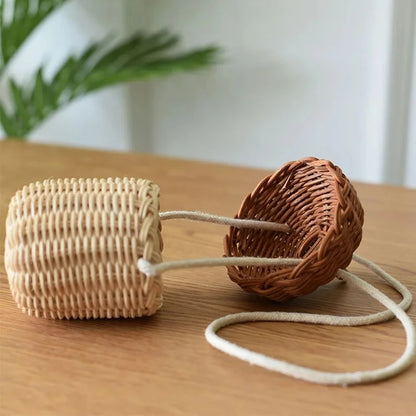 New Acorn-shaped Storage Basket: Hand-woven Round Rattan Bag, Tropical Beach Style Shoulder Bag - Ideal for Photo Props