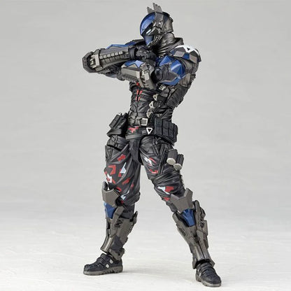 AMAZING YAMAGUCHI Arkham Knight Action Figure #024 - 17cm PVC Bat Model, Movable Anime Figurine Collection Toys for Child's Gifts