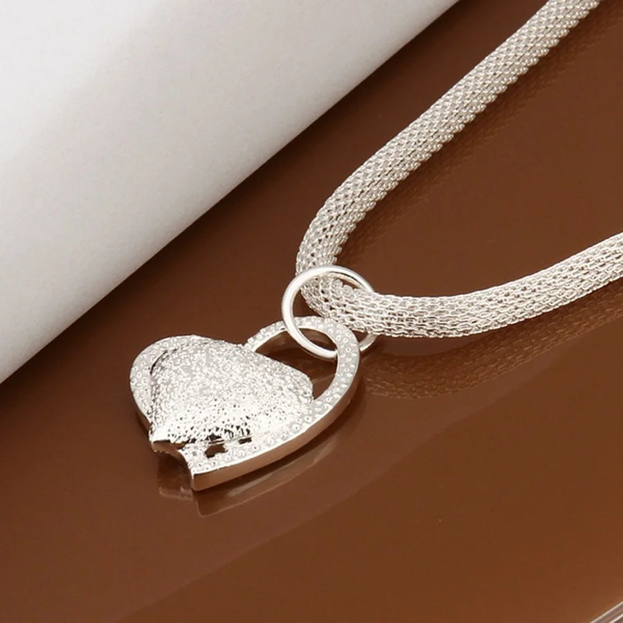 925 Sterling Silver Necklace: Gorgeous Heart Charm Fashion Jewelry for Women - Noble Luxury Wedding Accessory, 18 Inches (45cm)