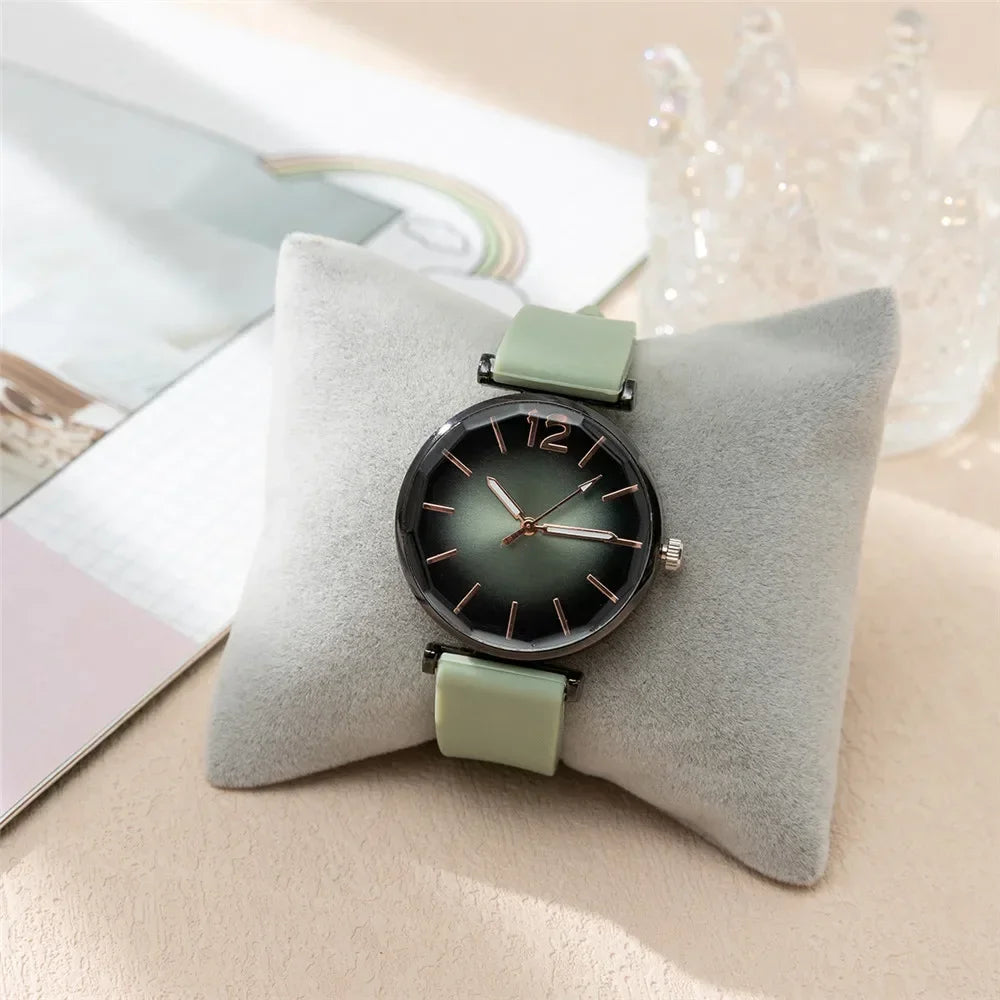 Fashion Ladies Sports Watch – Simple Black Dial Quartz with Green Silicone Strap, Casual 2023 Hot Sale Women’s Dress Wristwatch