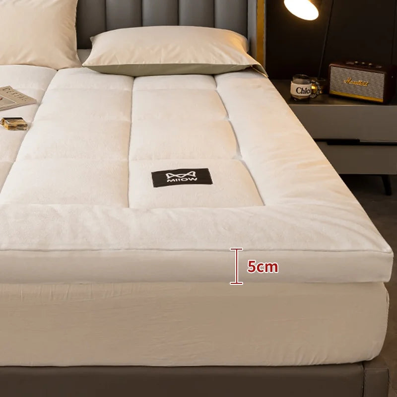 Hotel Style Mattress - Soft Cushion for Home Bedroom, Tatami Mat, Thickened Sleeping Mat, Single and Double Bed Mattress