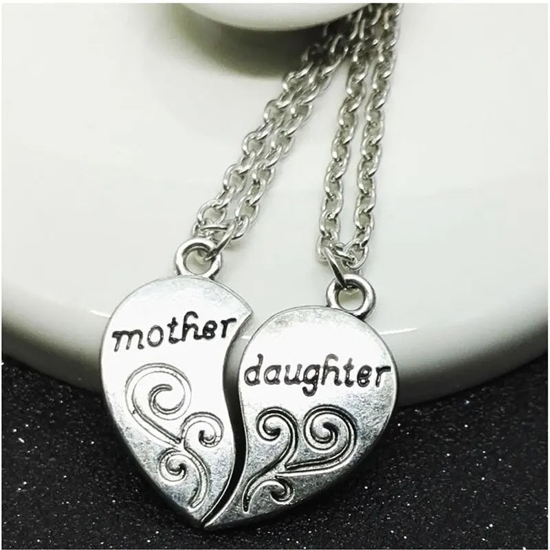 2pcs Antique Silver-Plated Mother-Daughter Necklace Set: Fashionable Combination Jewelry for Love in Parent-Child Style