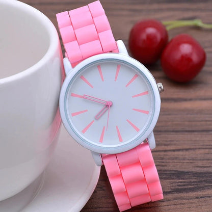 Women's Ultrathin Silicone Watch - Large Dial Korean Edition, Fashion Quartz Wristwatch for Students, UTHAI CE76