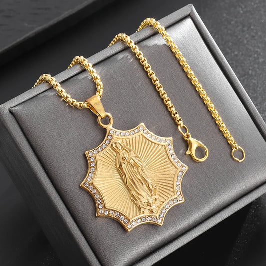 Classic Catholic Virgin Mary Square Pendant Necklace - Christian Religious Prayer Amulet Jewelry Gift for Men and Women