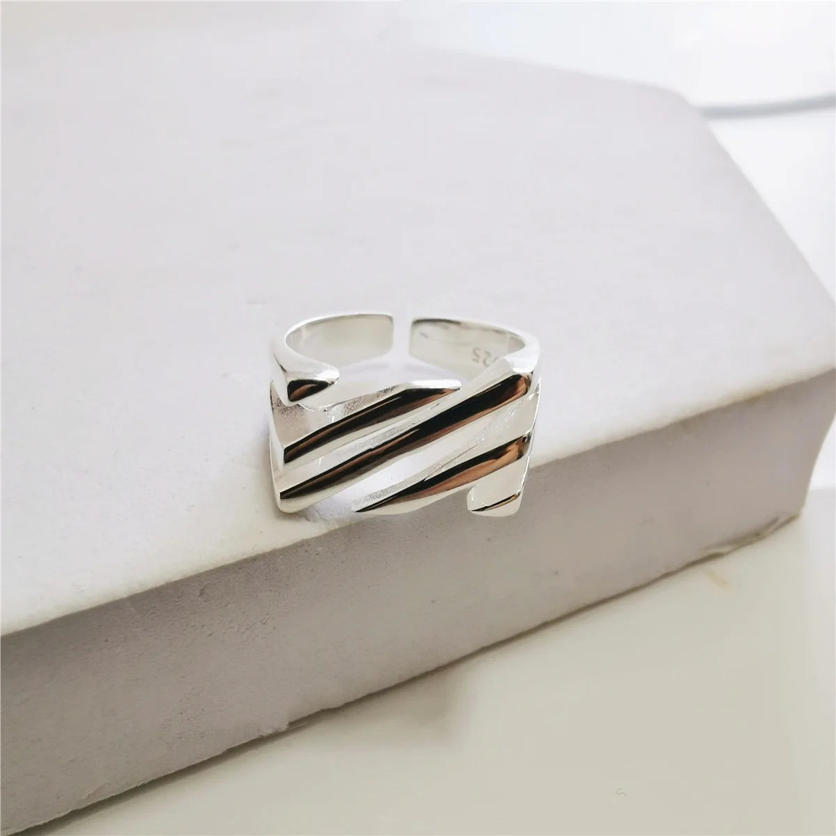 925 Silver Open Finger Ring – Punk Lines Geometric Openwork Design – Simple Stackable Jewelry Gift for Women and Girls