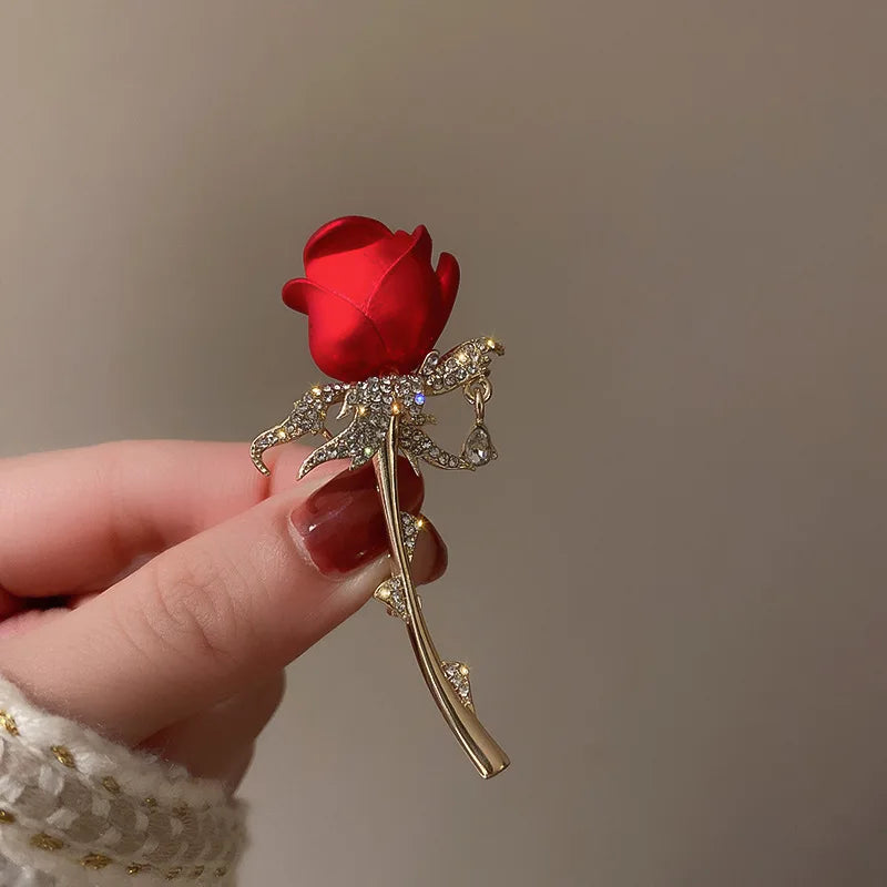 Elegant Rhinestone Red Rose Brooch - Exquisite Shiny Zircon Flower Lapel Pin for Women, Perfect for Weddings and Parties