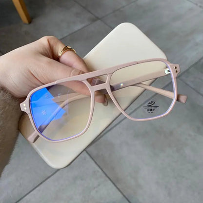 Retro Fashion Anti-Blue Light Glasses - Transparent Computer Eyeglasses for Men and Women, Square Frame