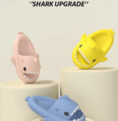 Kids Shark Flip Flops - Soft Sole Cartoon Slippers for Children, Non-Slip EVA Sandals for Men and Women, Bathroom Footwear