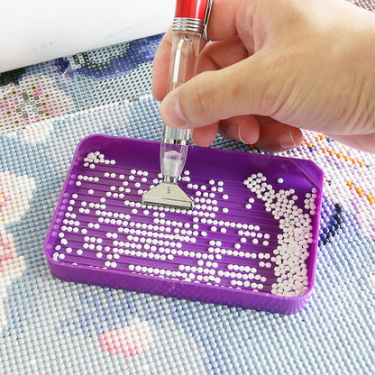 3 in 1 Diamond Painting Tray Mat Kit – Large Capacity Drill Plate, Painting Pen, Nail Art and Beading Plates, Cross Stitch