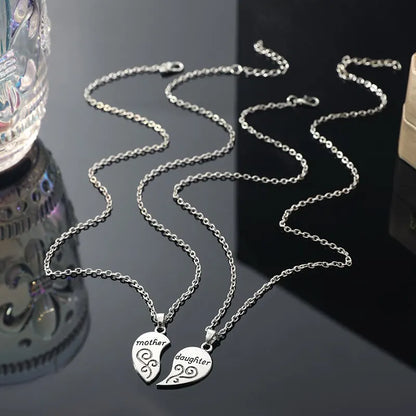 2pcs Antique Silver-Plated Mother-Daughter Necklace Set: Fashionable Combination Jewelry for Love in Parent-Child Style