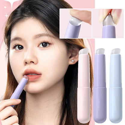 Q Soft Silicone Lip Brush with Dust Proof Cover: Round Head Lipstick Applicator - Multi-Use Eyeshadow Cosmetic Tool