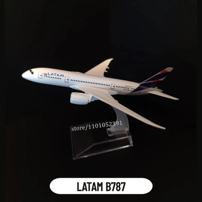 Emirates Airlines Diecast Airplane Model 1:400 - Metal A380 & B777 Aircraft Replica, Aviation Miniature for Home Decor and Toy for Boys