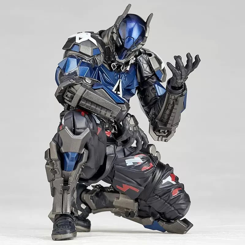 AMAZING YAMAGUCHI Arkham Knight Action Figure #024 - 17cm PVC Bat Model, Movable Anime Figurine Collection Toys for Child's Gifts