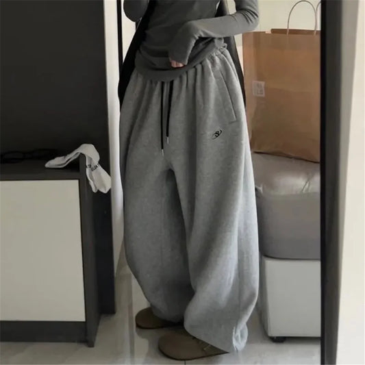 Gray Oversize Sweatpants for Women - Loose Fit Harajuku Korean Fashion, Y2K Vintage Embroidery Baggy Sport Trousers