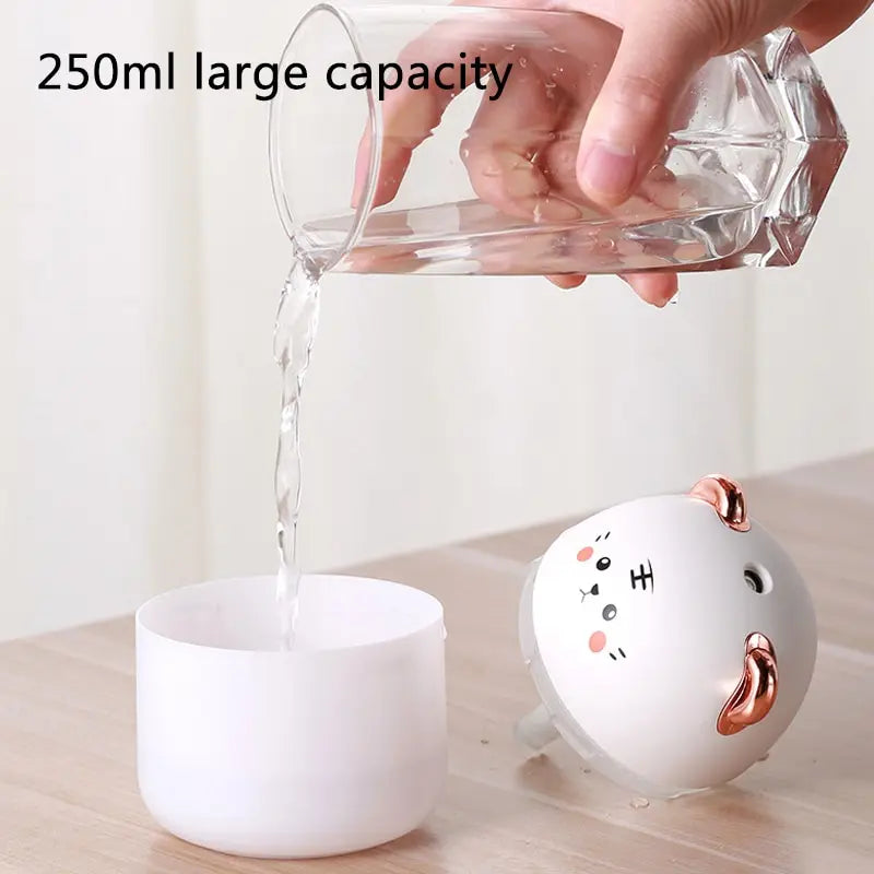 Mini Cute Pet Humidifier: USB Desktop Air Conditioning Room Air Humidification - Small Household Heavy Fog Spray for Office