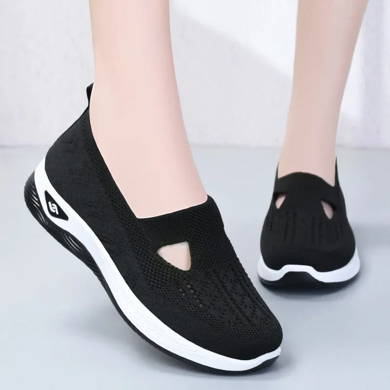 Summer New Comfort Casual Women's Shoes: Fashion Soft Sole Hollow Out Flat Shoes for Women