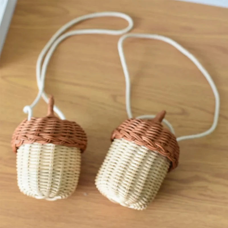 New Acorn-shaped Storage Basket: Hand-woven Round Rattan Bag, Tropical Beach Style Shoulder Bag - Ideal for Photo Props