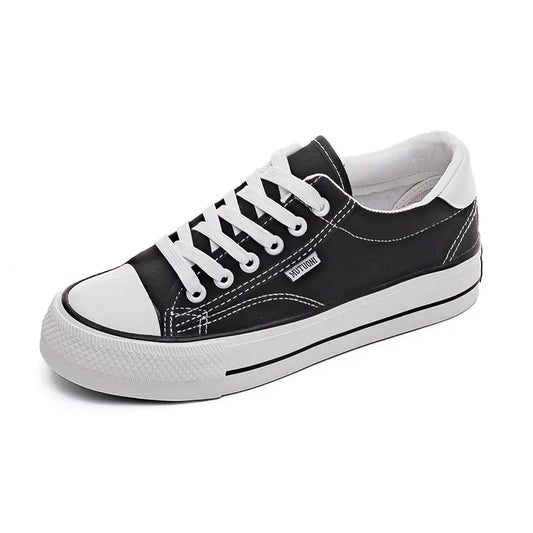 Low-Top Vulcanized Canvas Sneakers for Women - Black Platform Tennis Shoes, Classic Student and Couples Skateboard Flats