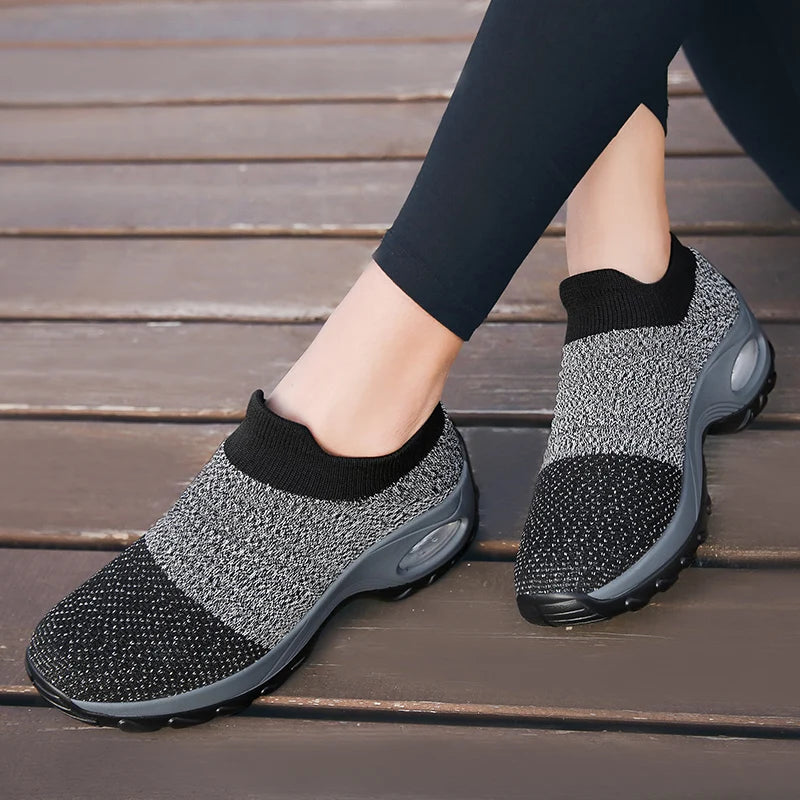 Sporty Comfort: Women's Fashionable Thick Sole Sneakers - Casual Sports Socks, Air Cushion, Elevated Sloping Heel, Rocking Shoes