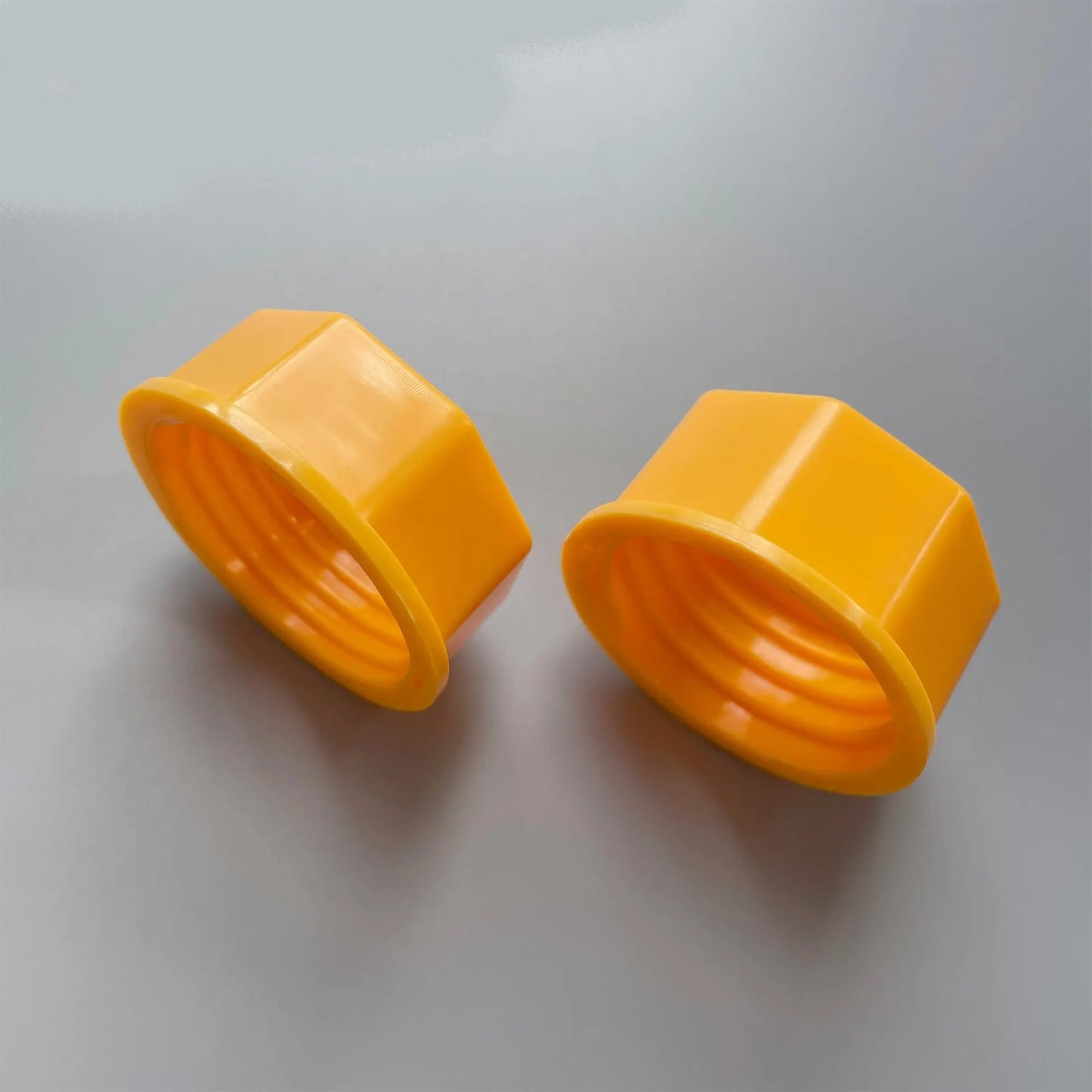 Plastic Hexagonal Nut Plug: Non-Slip Screw Cap for Urea Drum Protection with Threaded Pipe