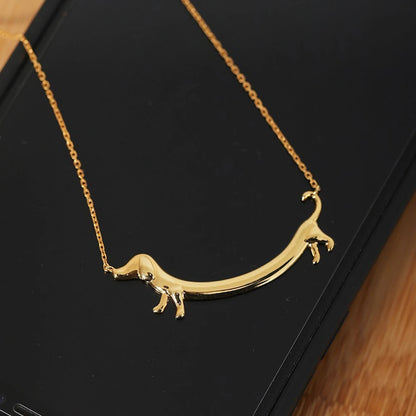 Creative Sausage Dog Necklace - Stylish Dachshund Choker, Distinctive Jewelry for Sweater and Shirt, Cute Accessory Gift