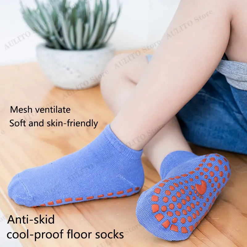 Anti-Slip Floor Socks: Parent-Child Trampoline Cotton Breathable Socks for Kids & Adults - Elastic Sports Wear for Boys & Girls Outdoors