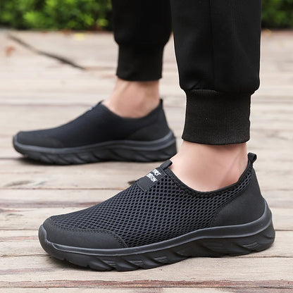 2023 Lightweight Men’s Casual Shoes – Breathable Slip-On Sneakers, Anti-Slip Flats for Outdoor Walking, Sizes 39-47